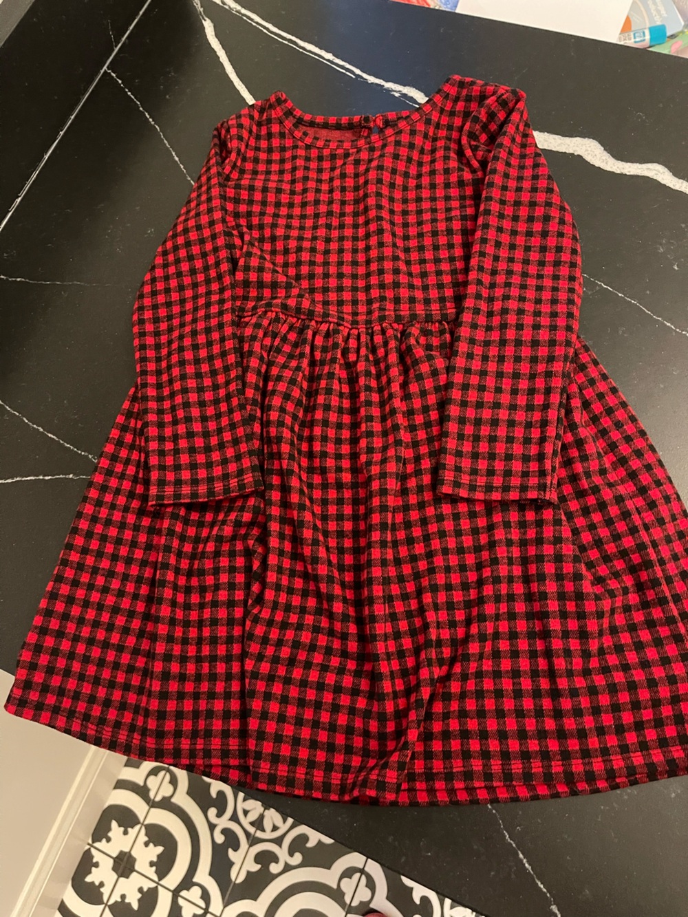 Old Navy 5t Girls Red and Black Plaid Long-Sleeve Dress